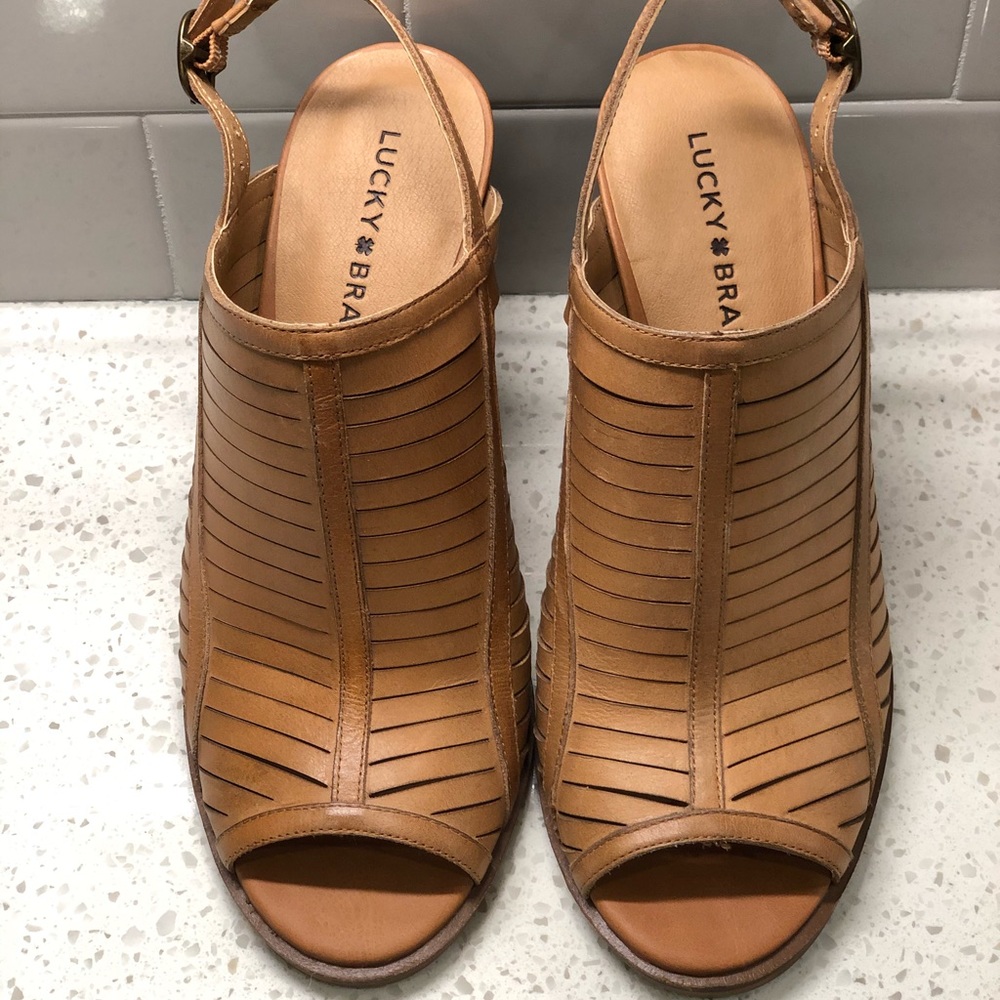 Lucky Brand Open Toe Leather Sandal w/ Block Heel - Picture 2 of 8